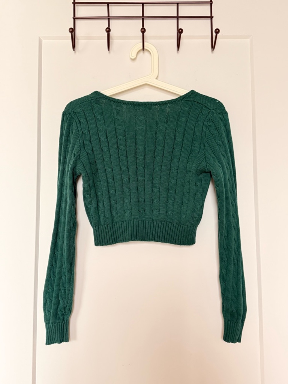 Urban Heritage Dark Green Cable-Knit Cropped Cardigan - Picture 2 of 3